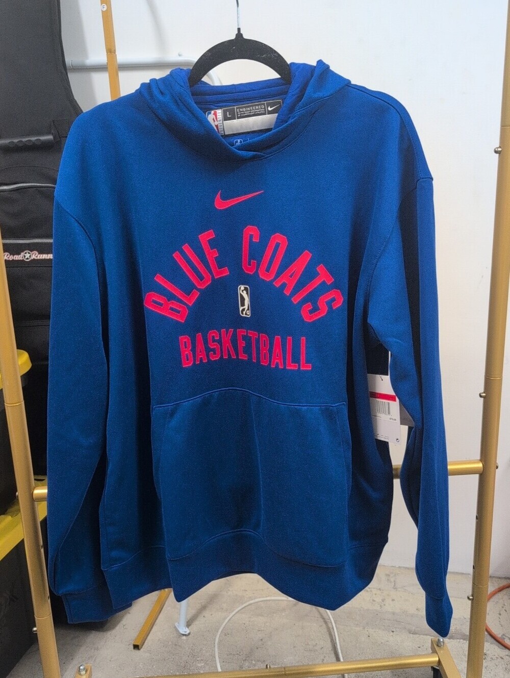 Men's Nike NBA Blue Coats Basketball Hoodie Size Large NWT